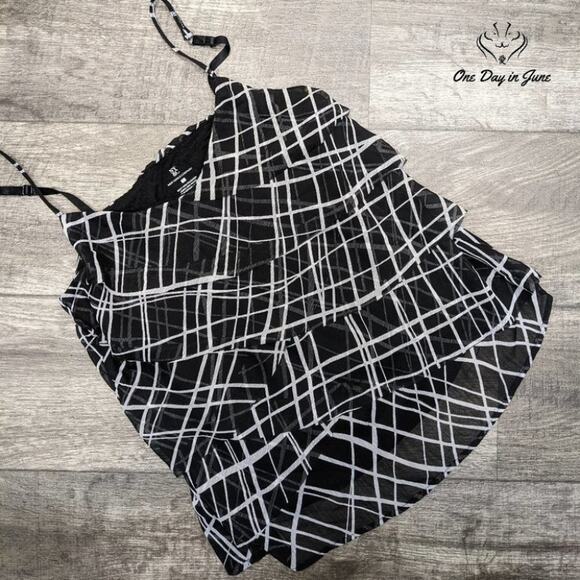 New York & Company Sheer Layered Tank Top Size M - Picture 1 of 5